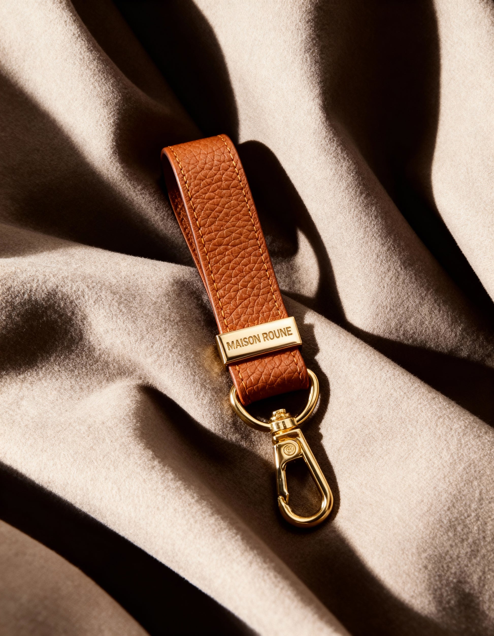 ROUNE CLÉS. Noisette